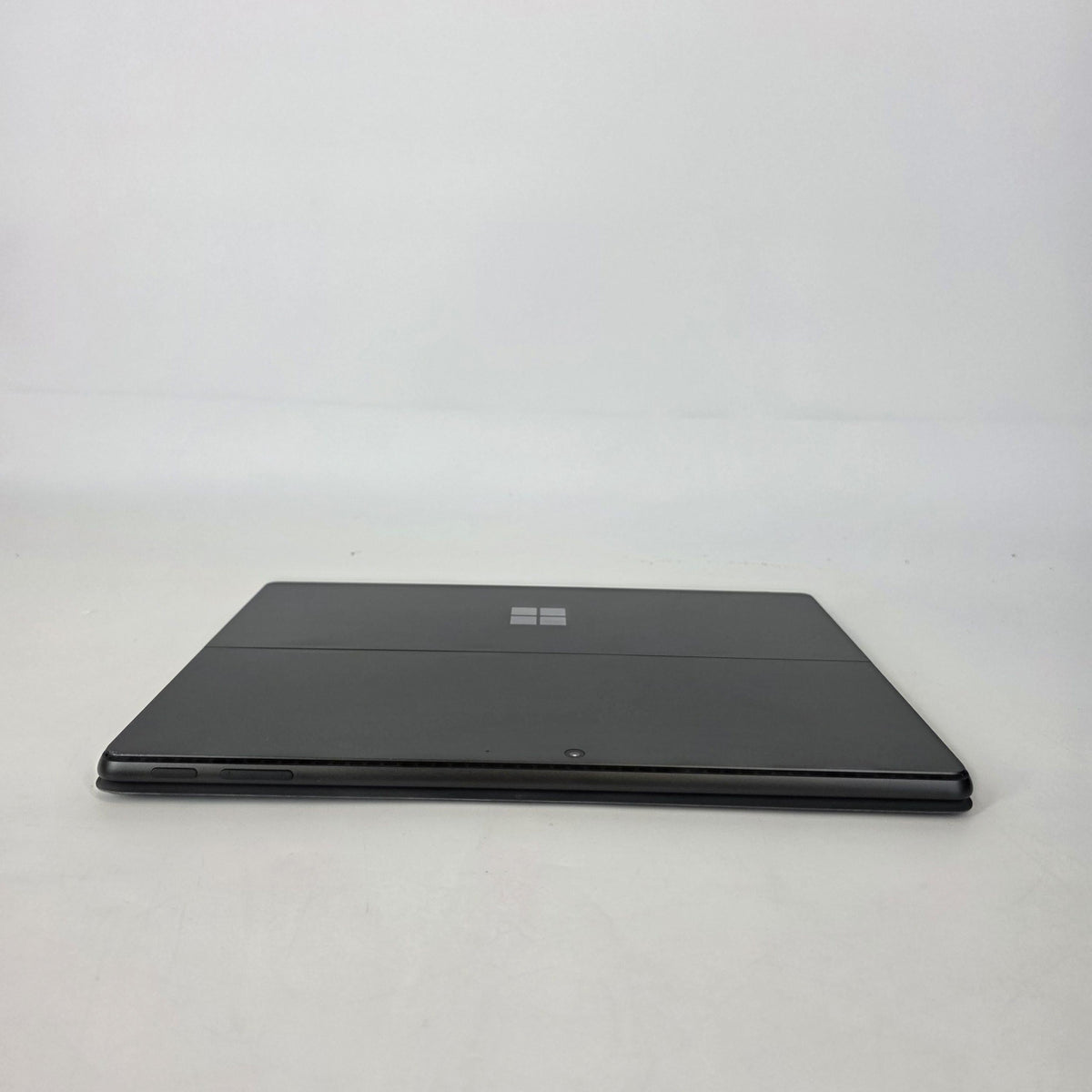 Surface Pro 9 13 Graphite WiFi 2.5 GHz Intel Core i5 12th Gen. 16GB RAM 256GB Solid State Drive