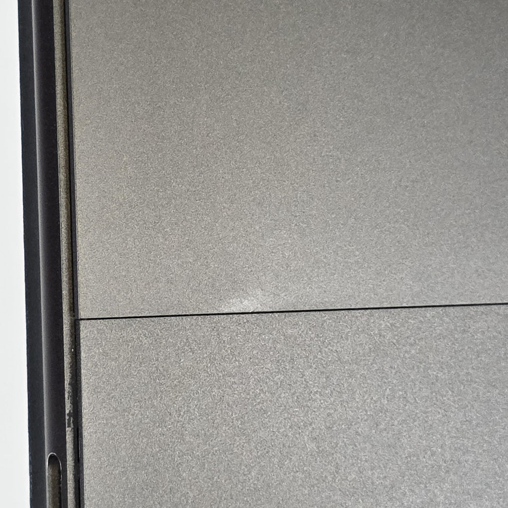 Surface Pro 9 13 Graphite WiFi 2.5 GHz Intel Core i5 12th Gen. 16GB RAM 256GB Solid State Drive