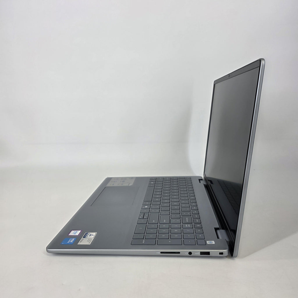 Inspiron 5640 16 Blue 1.8 GHz Intel Core 7 16GB RAM 1TB Solid State Drive