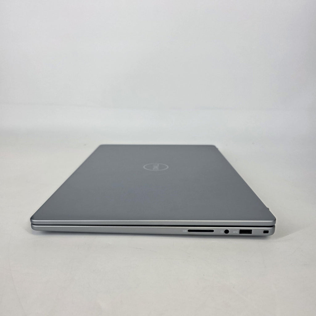 Inspiron 5640 16 Blue 1.8 GHz Intel Core 7 16GB RAM 1TB Solid State Drive