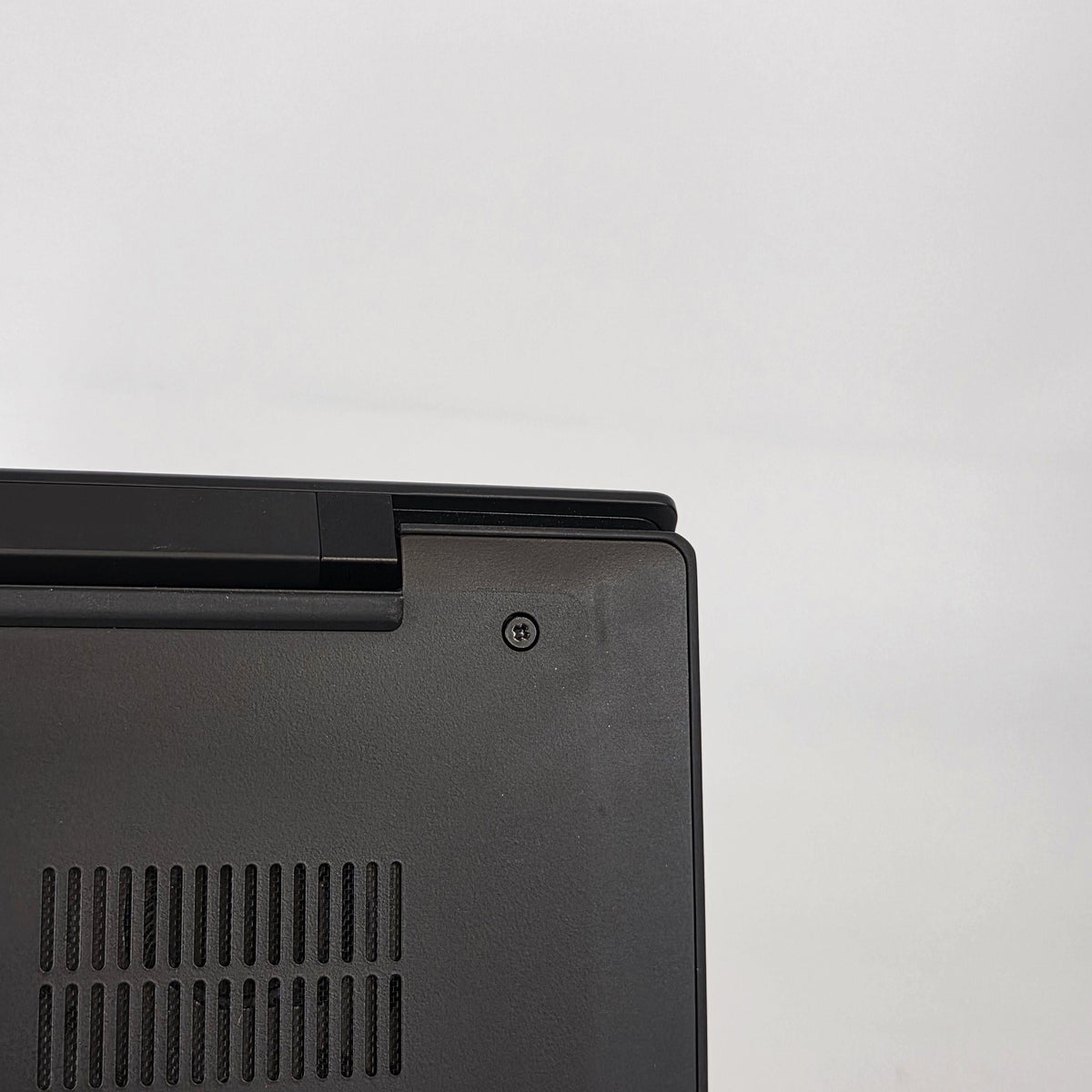 Lenovo ThinkPad X1 Carbon Gen 12 14 Black 1.7 GHz Intel Core Ultra 7 32GB RAM 2TB Solid State Drive