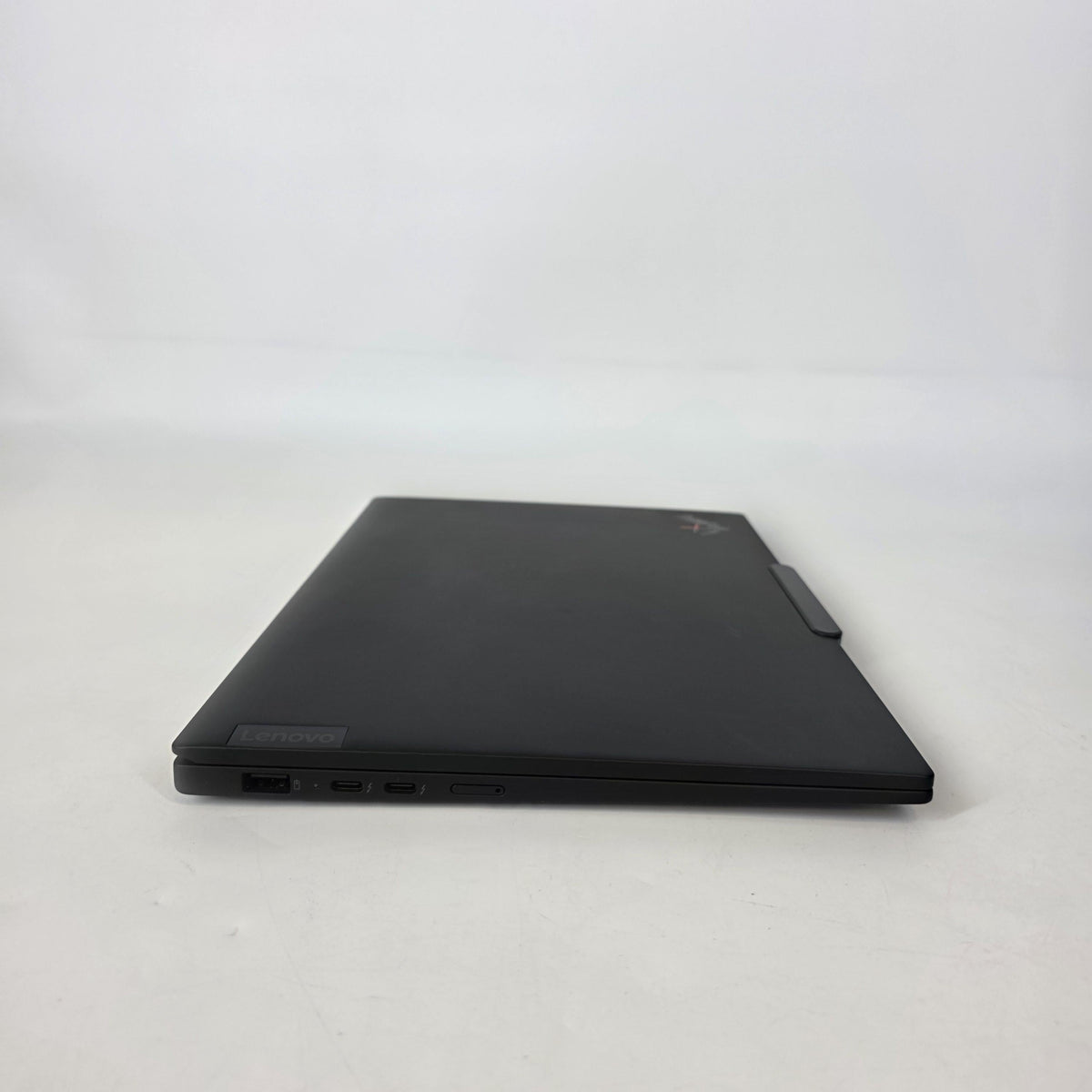 Lenovo ThinkPad X1 Carbon Gen 12 14 Black 1.7 GHz Intel Core Ultra 7 32GB RAM 2TB Solid State Drive