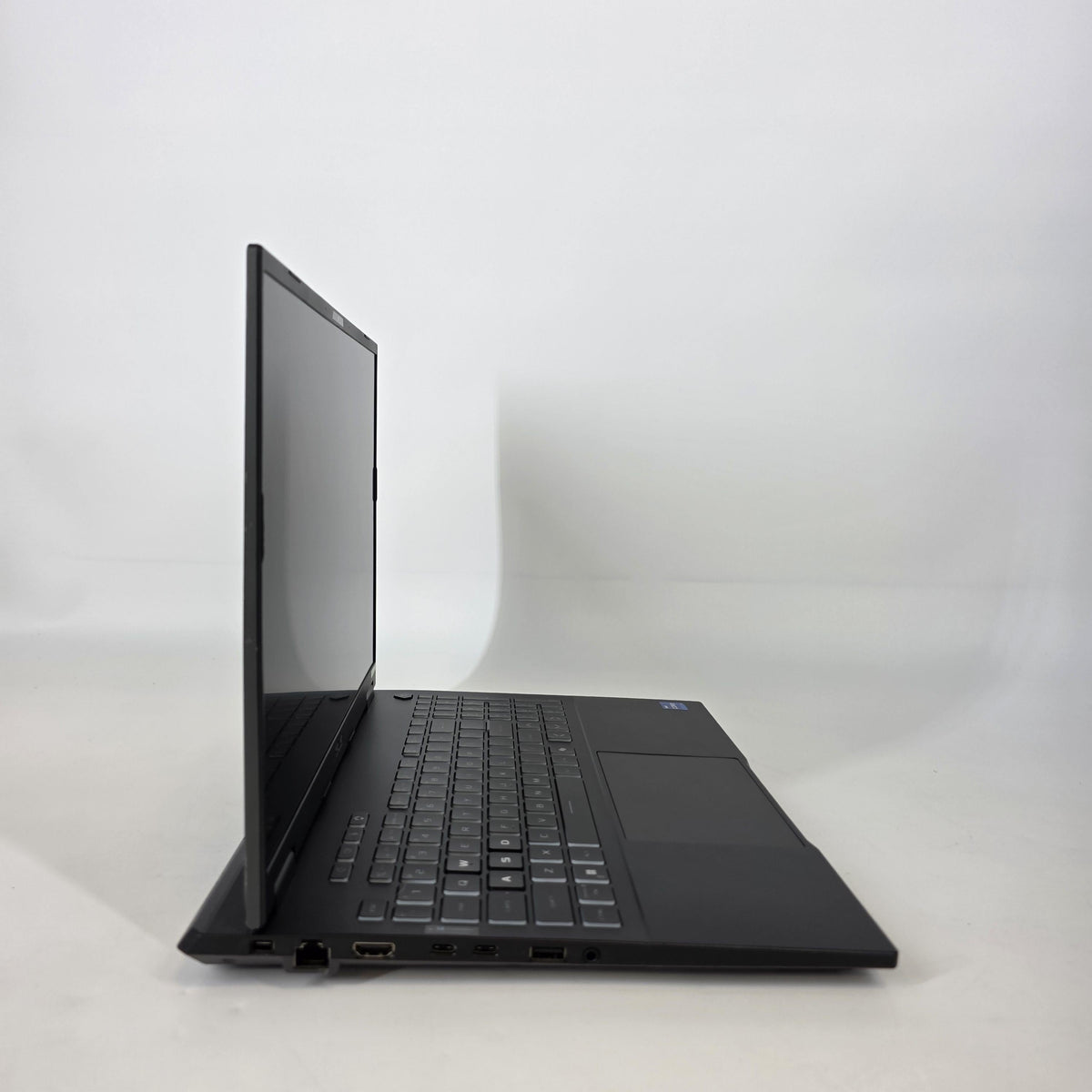 TUF F16 16 Jaeger Gray 2.2 GHz Intel Core i7 14th Gen. 32GB RAM 1TB Solid State Drive NVIDIA GeForce RTX 5060 8 GB