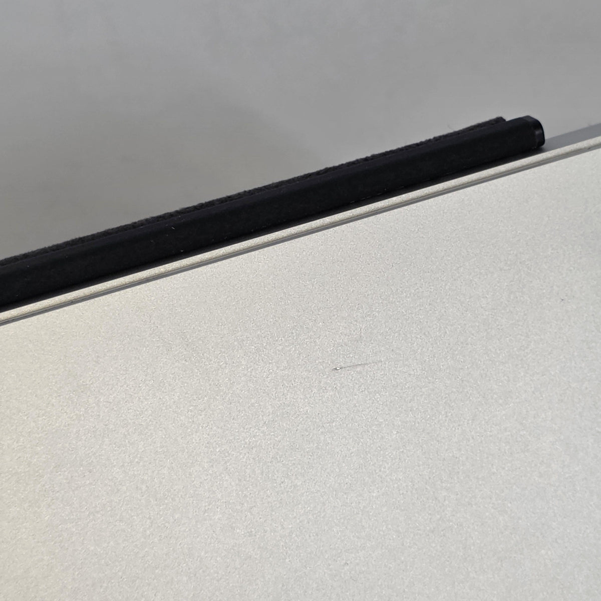 Surface Pro 9 13 Platinum WiFi 2.7 GHz Intel Core i7 12th Gen. 16GB RAM 256GB Solid State Drive