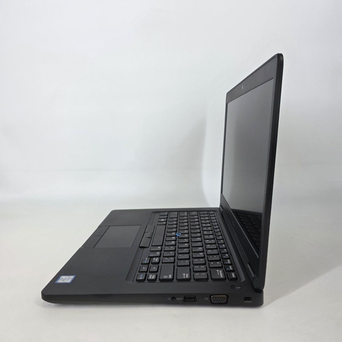 Dell Latitude 5490 14 Black 1.7 GHz Intel Core i5 8th Gen. 8GB RAM 256GB Solid State Drive