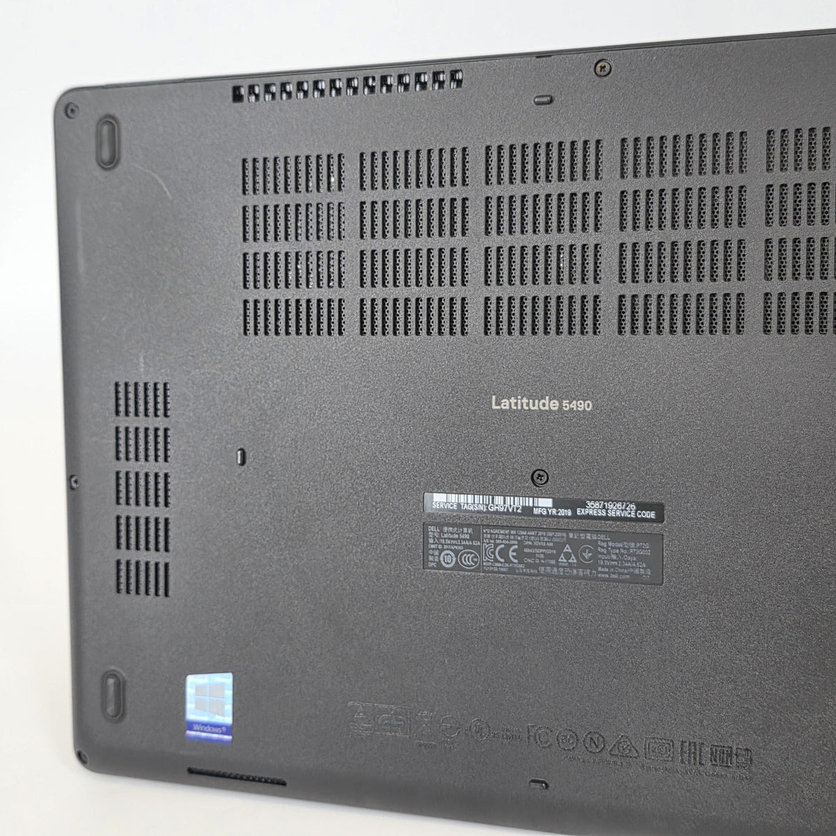 Dell Latitude 5490 14 Black 1.7 GHz Intel Core i5 8th Gen. 8GB RAM 256GB Solid State Drive