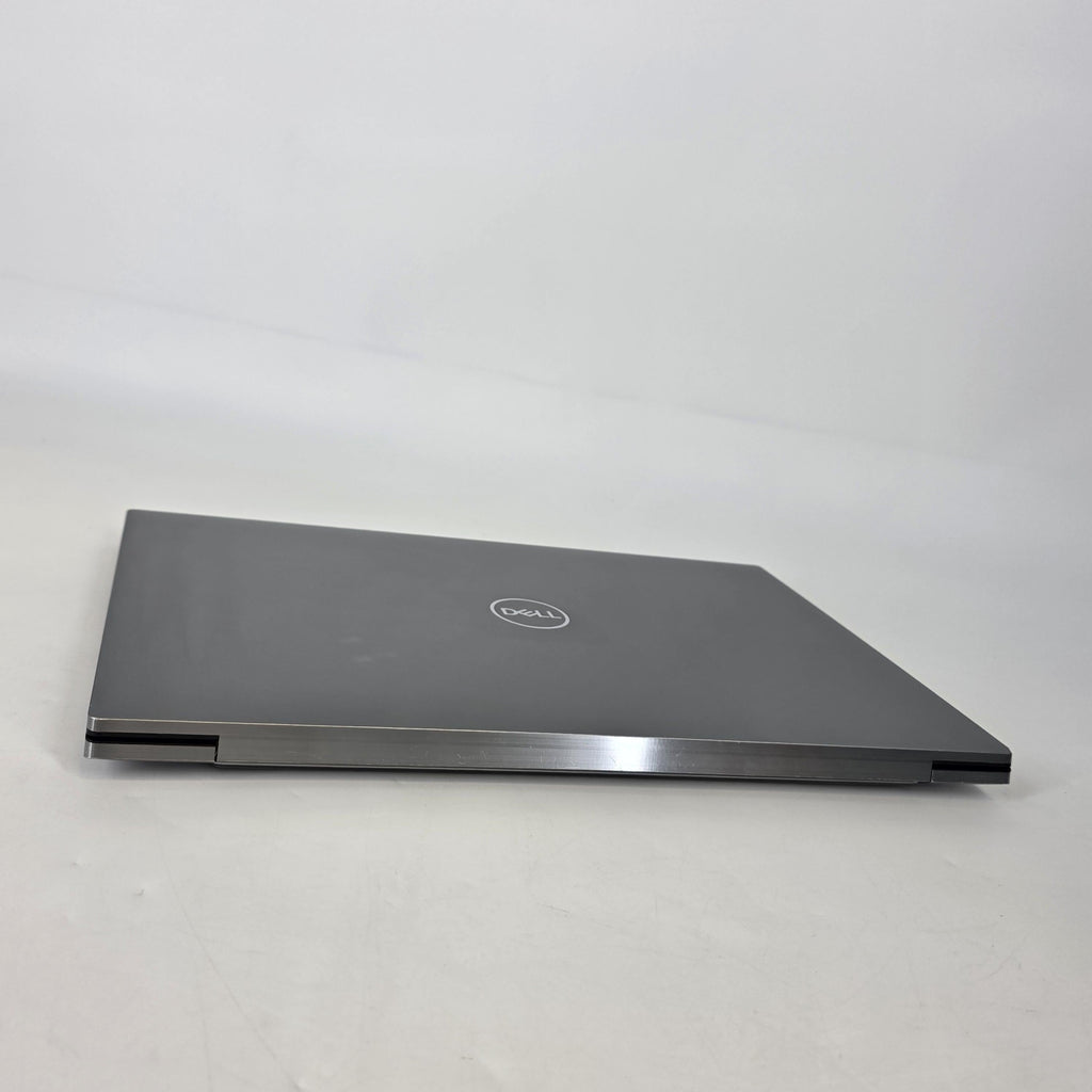 Dell Precision 5760 17 Gray 2.5 GHz Intel Core i7 11th Gen. 32GB RAM 512GB Solid State Drive NVIDIA RTX A2000 4 GB