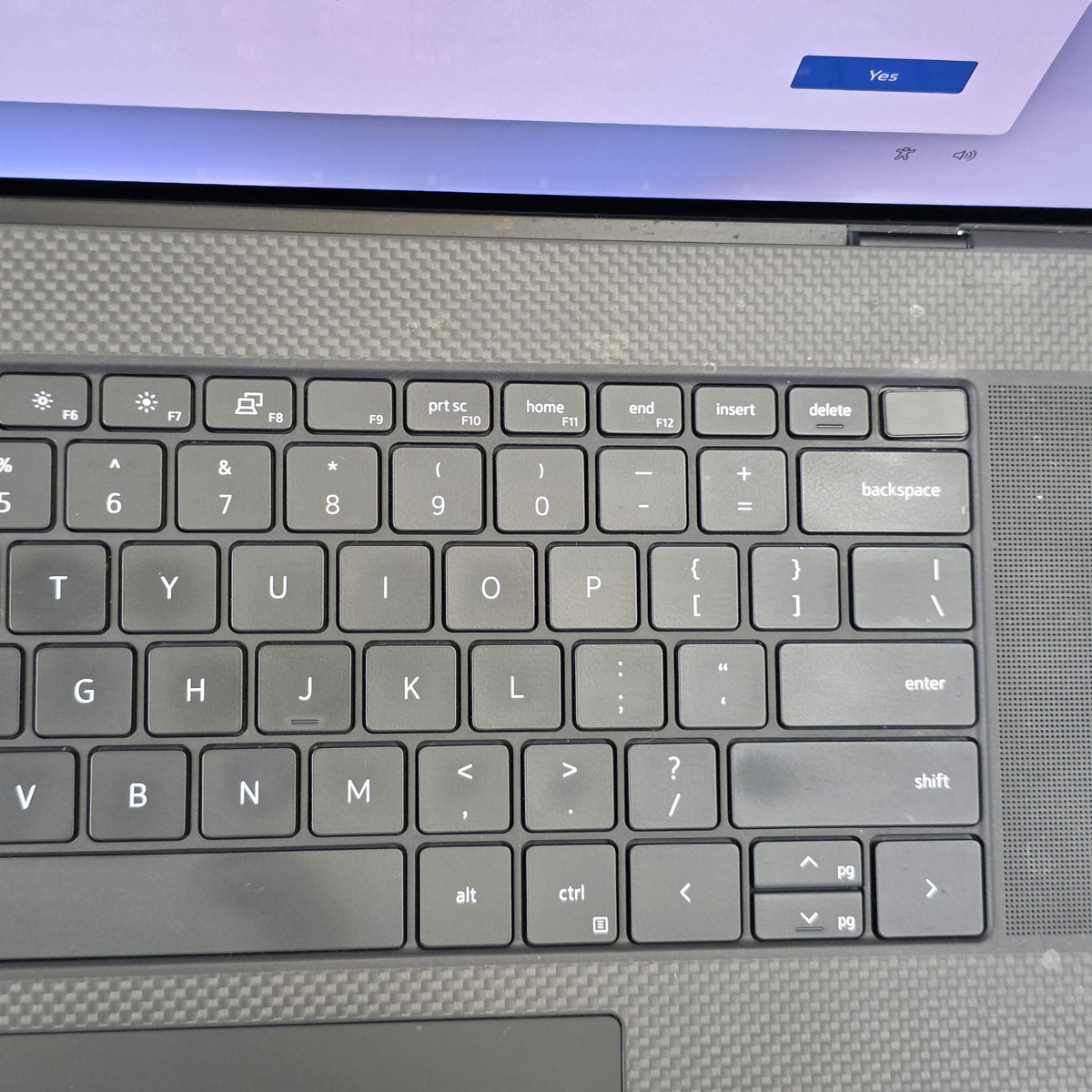 Dell Precision 5760 17 Gray 2.5 GHz Intel Core i7 11th Gen. 32GB RAM 512GB Solid State Drive NVIDIA RTX A2000 4 GB