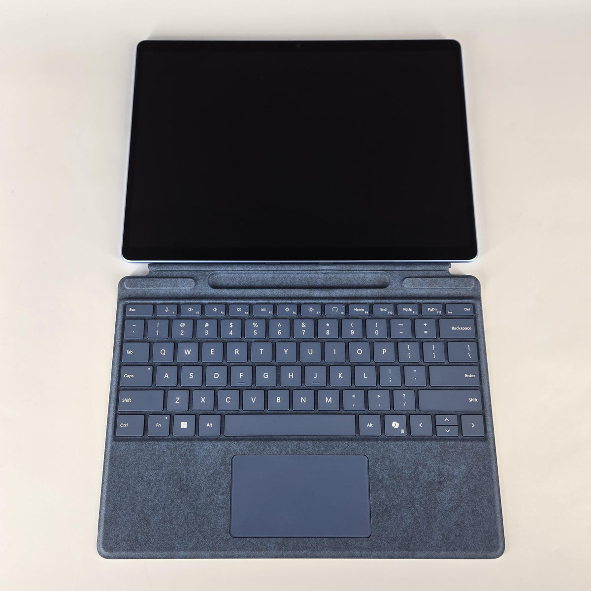 Microsoft Surface Pro 11 13 Blue WiFi 3.4 GHz Qualcomm Snapdragon X Elite 16GB RAM 512GB Solid State Drive