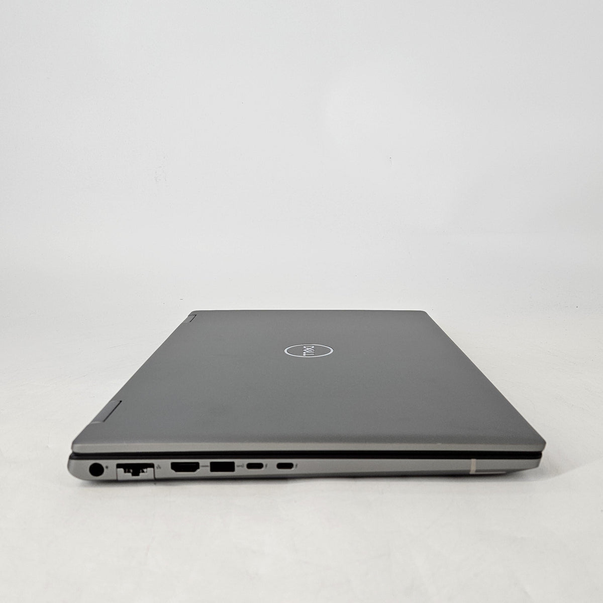 Dell Precision 7680 16 Gray 2.2 GHz Intel Core i9 13th Gen. 32GB RAM 1TB Solid State Drive NVIDIA RTX 2000 Ada 8 GB