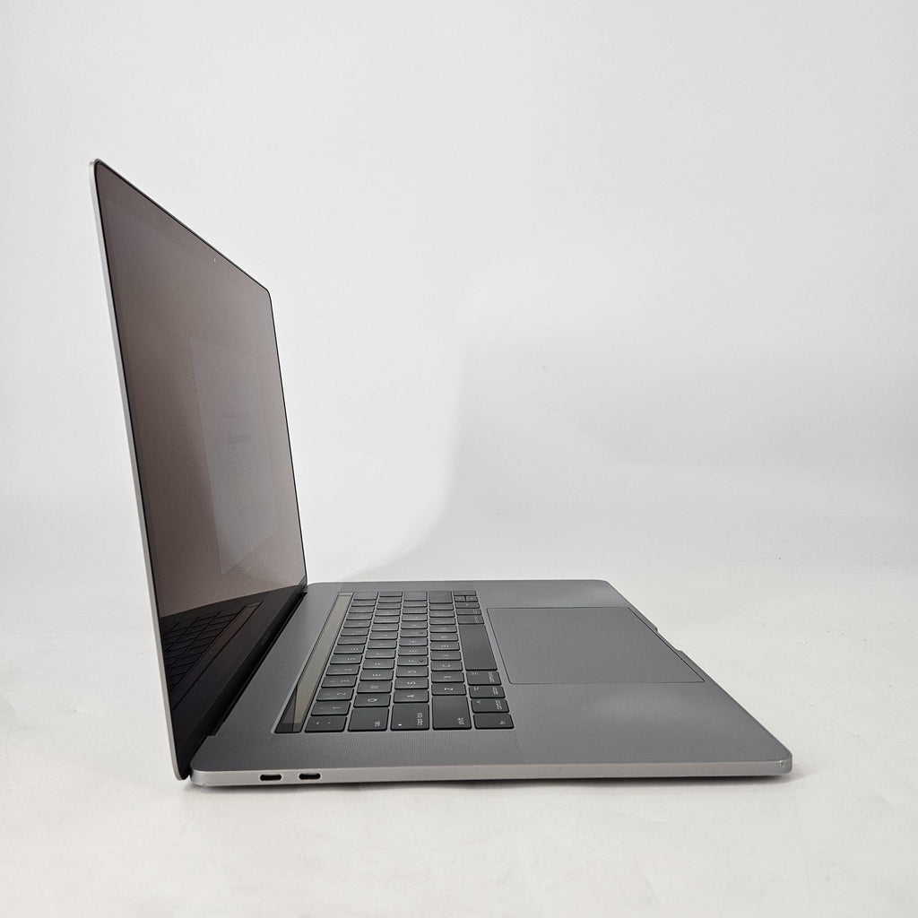 Apple MacBook Pro 15 Touch Bar 2017 Space Gray 3.1 GHz Intel Core i7 7th Gen. 16GB RAM 2TB Solid State Drive AMD Radeon Pro 560 4 GB