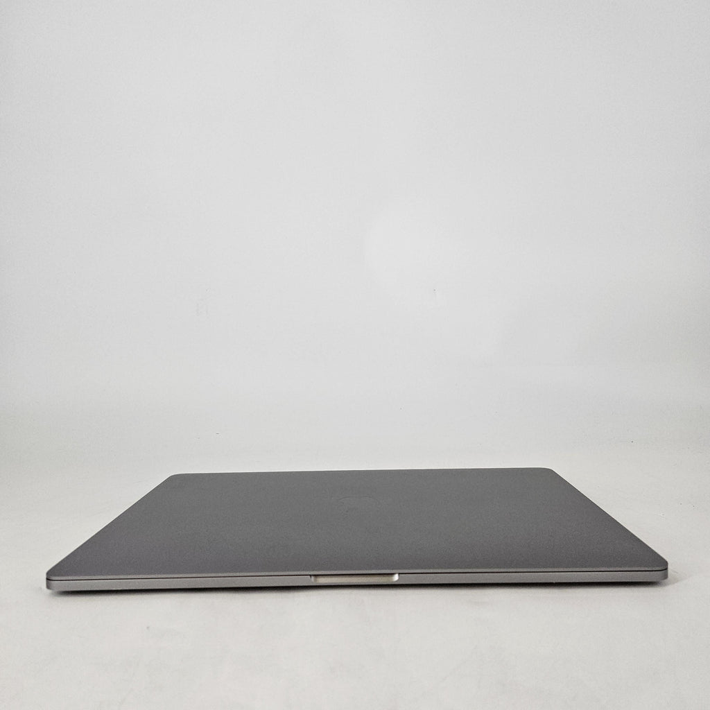 Apple MacBook Pro 15 Touch Bar 2017 Space Gray 3.1 GHz Intel Core i7 7th Gen. 16GB RAM 2TB Solid State Drive AMD Radeon Pro 560 4 GB
