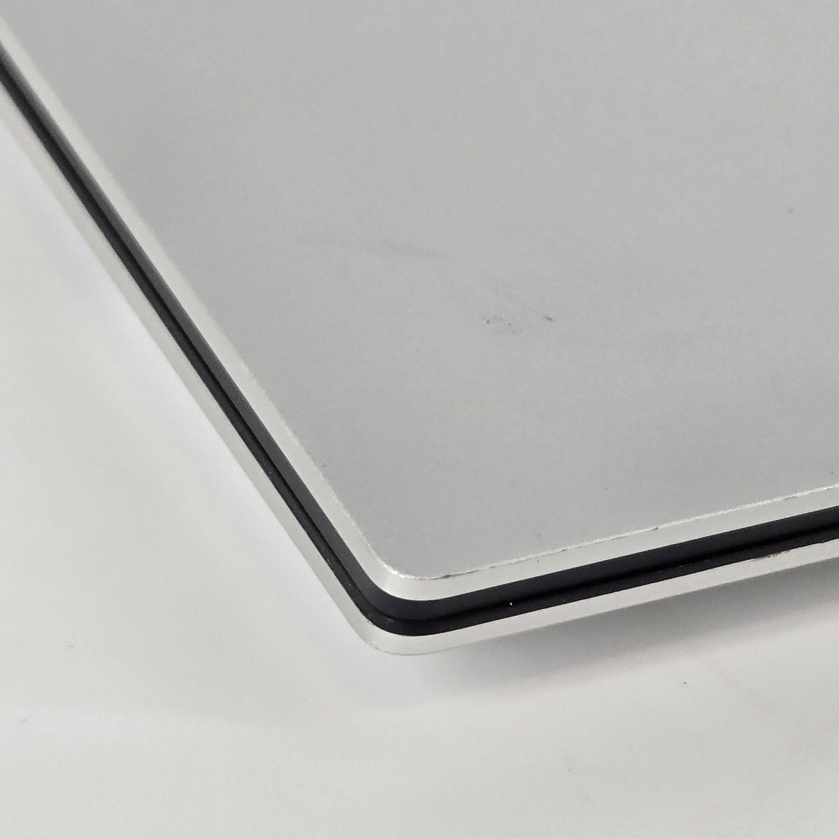 Dell XPS 17 9710 Silver 2.3 GHz Intel Core i7 11th Gen. 32GB RAM 512GB Solid State Drive NVIDIA GeForce RTX 3050 4 GB