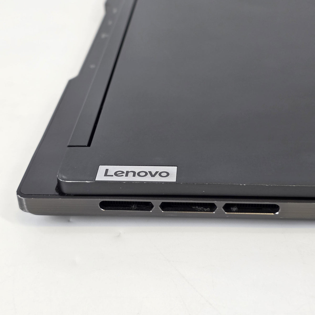 Lenovo Legion Slim 7 16 Gray 3.3 GHz AMD Ryzen 9 6900HX 16GB RAM 1TB Solid State Drive AMD Radeon RX 6800S 8 GB