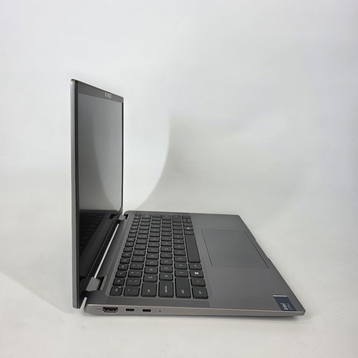 Dell Latitude 7450 14 Gray 3.8 GHz Intel Core Ultra 7 32GB RAM 256GB Solid State Drive