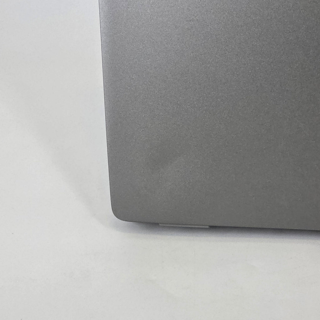 Dell Latitude 7450 14 Gray 3.8 GHz Intel Core Ultra 7 32GB RAM 256GB Solid State Drive