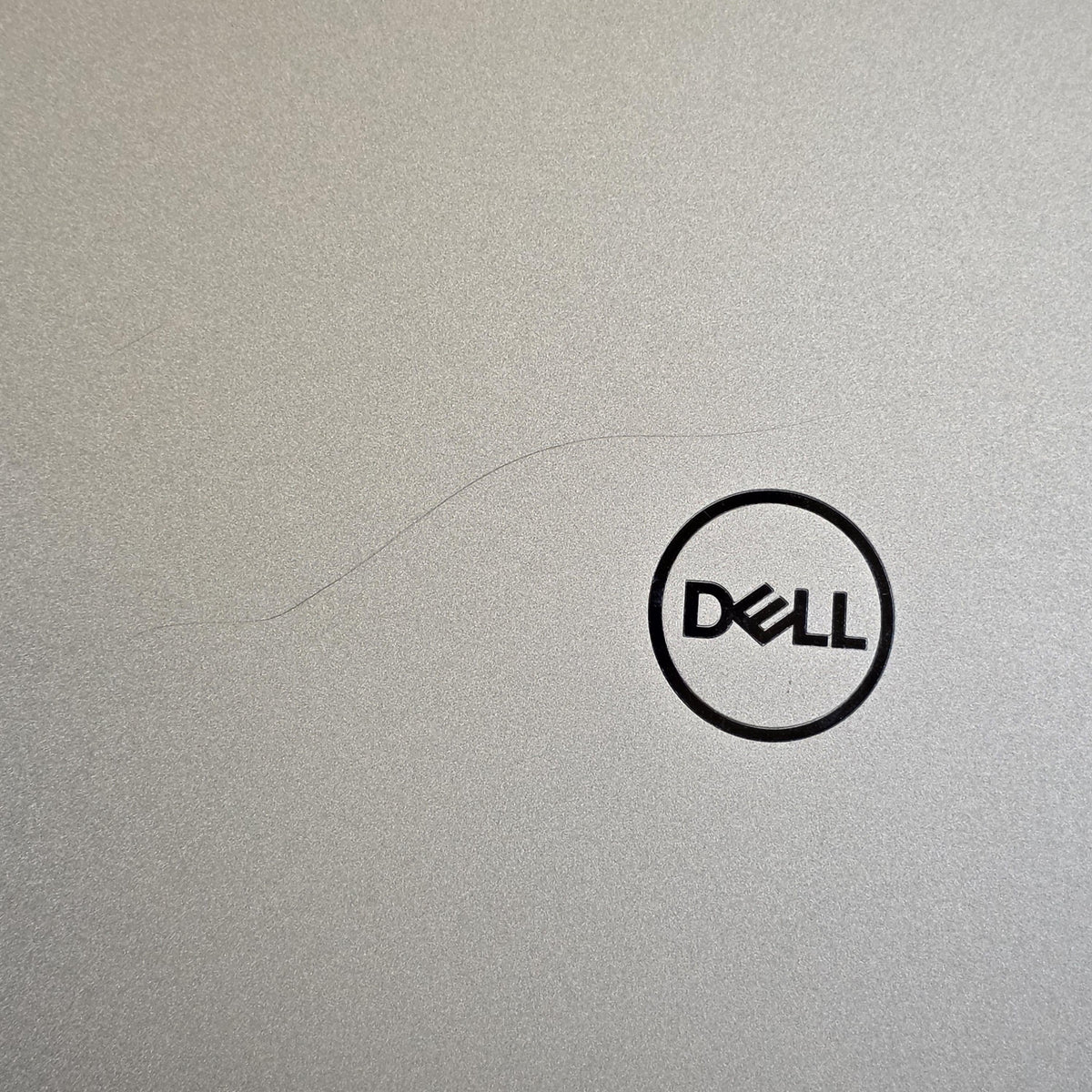 Dell Latitude 7450 14 Gray 3.8 GHz Intel Core Ultra 7 32GB RAM 256GB Solid State Drive