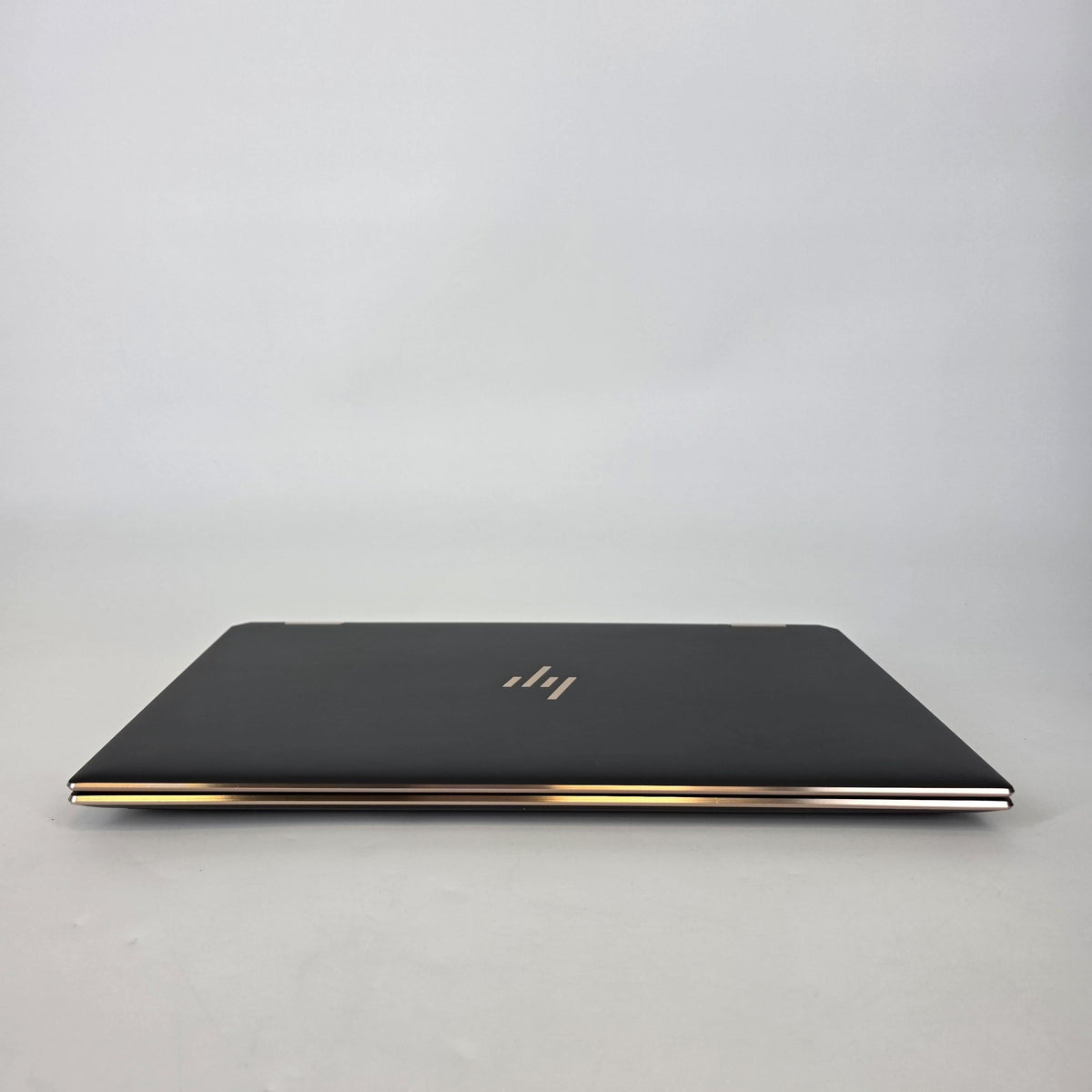 HP Spectre 15 x360 Black 2.6 GHz Intel Core i7 10th Gen. 16GB RAM 1TB Solid State Drive NVIDIA GeForce GTX 1650 Ti 4 GB