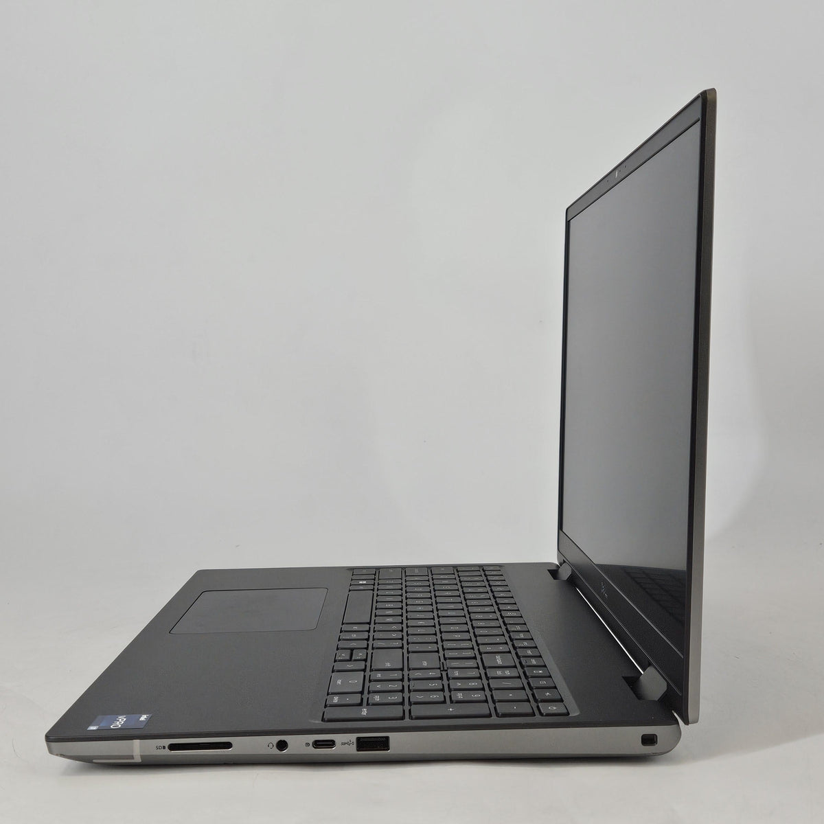 Dell Precision 7680 16 Gray 2.1 GHz Intel Core i7 13th Gen. 32GB RAM 1TB Solid State Drive NVIDIA RTX 2000 Ada 8 GB