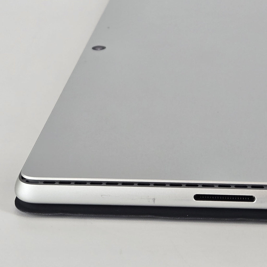 Surface Pro 9 13 Platinum WiFi 2.7 GHz Intel Core i7 12th Gen. 16GB RAM 256GB Solid State Drive