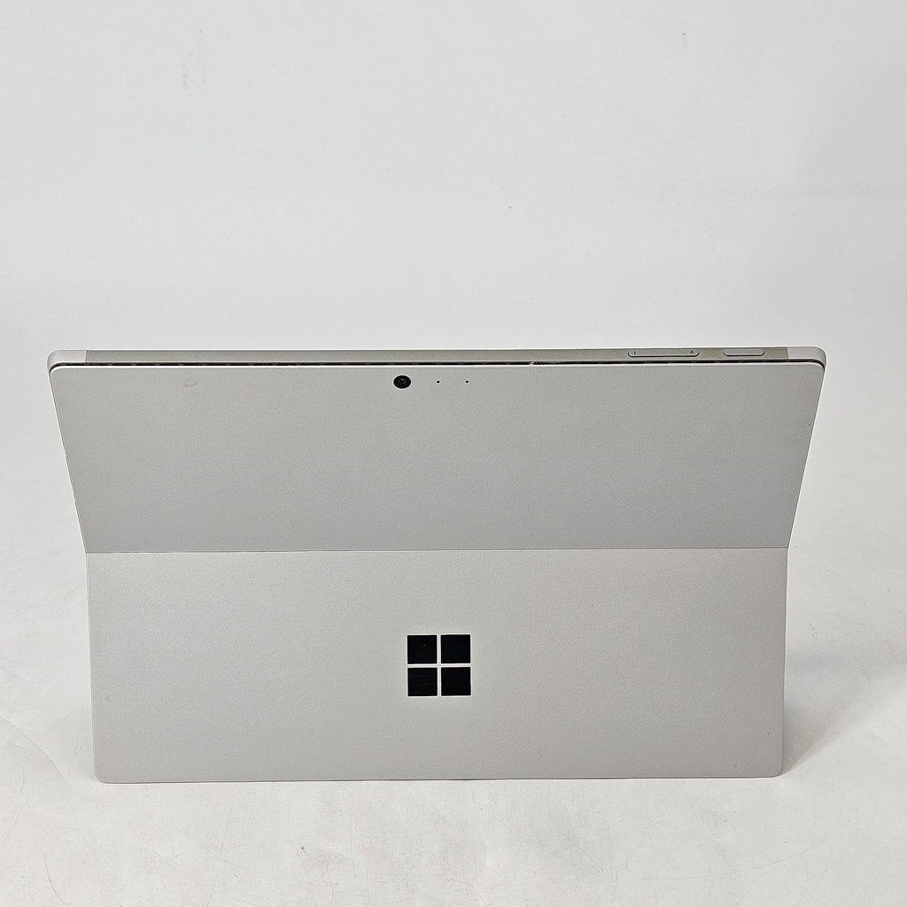 Microsoft Surface Pro 5 12.3 Silver WiFi 2.5 GHz Intel Core i7 7th Gen. 8GB RAM 256GB Solid State Drive