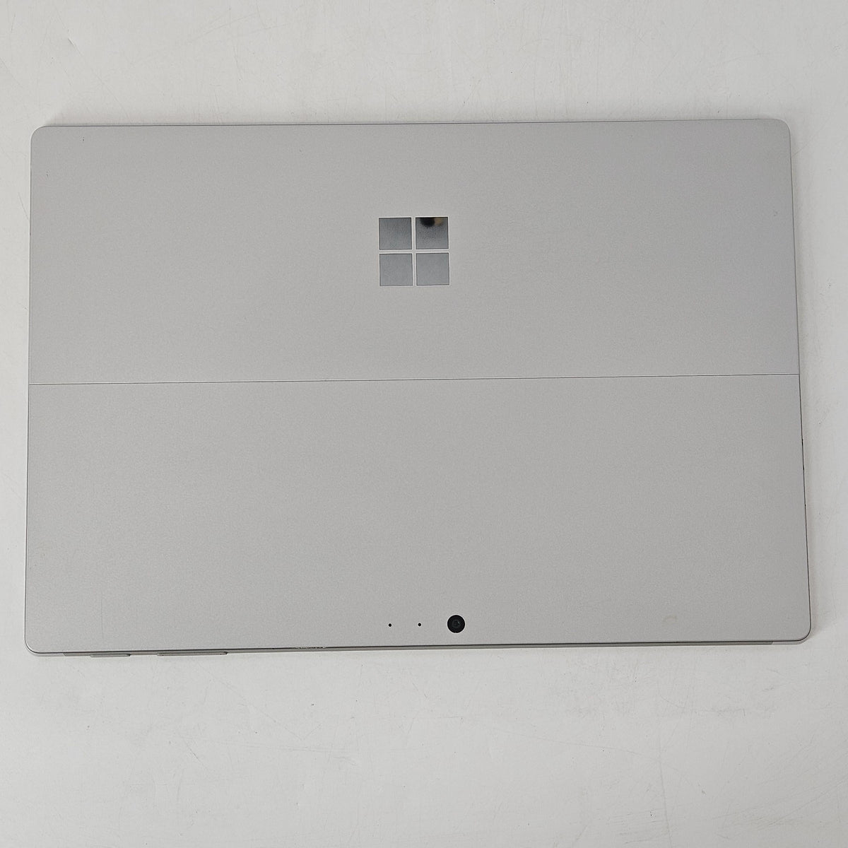 Microsoft Surface Pro 5 12.3 Silver WiFi 2.5 GHz Intel Core i7 7th Gen. 8GB RAM 256GB Solid State Drive