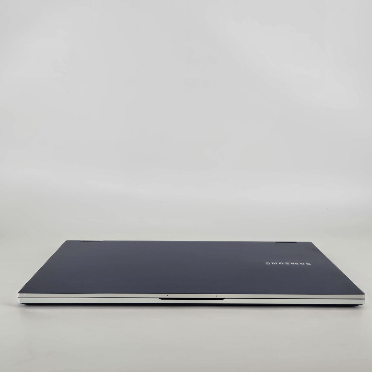 Galaxy Book Flex 15.6 Blue 1.3 GHz Intel Core i7 10th Gen. 12GB RAM 512GB Solid State Drive