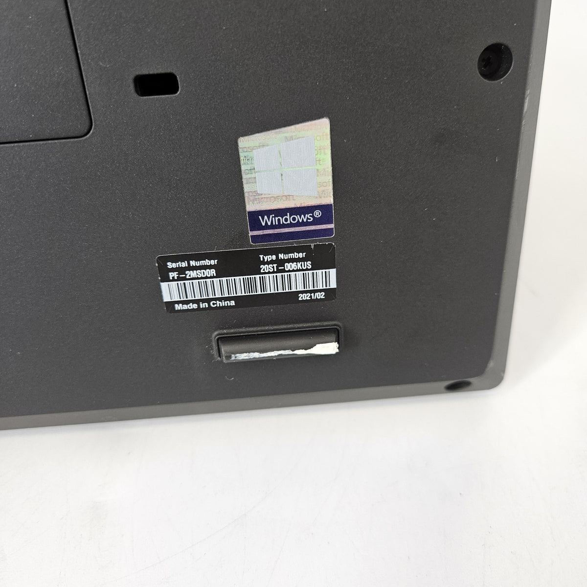 Lenovo ThinkPad P15 Gen 1 Black 2.4 GHz Intel Core i9 10th Gen. 32GB RAM 512GB Solid State Drive NVIDIA Quadro T2000 4 GB