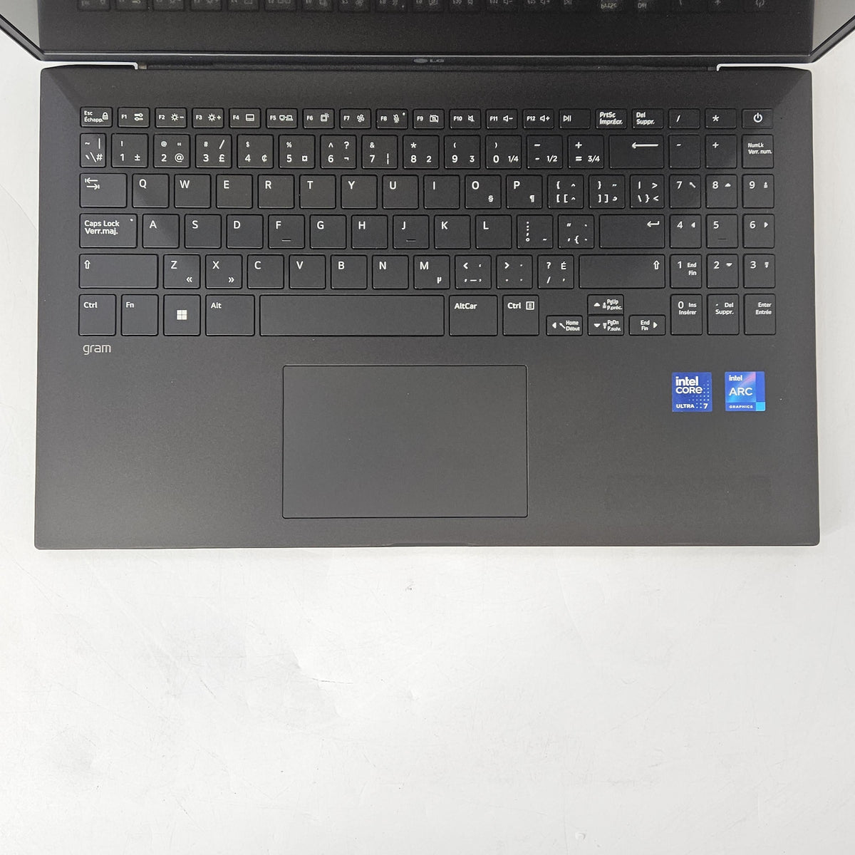 LG Gram SuperSlim 15 Blue 1.4 GHz Intel Core Ultra 7 16GB RAM 1TB Solid State Drive