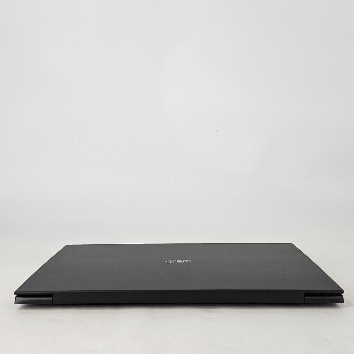 LG Gram SuperSlim 15 Blue 1.4 GHz Intel Core Ultra 7 16GB RAM 1TB Solid State Drive