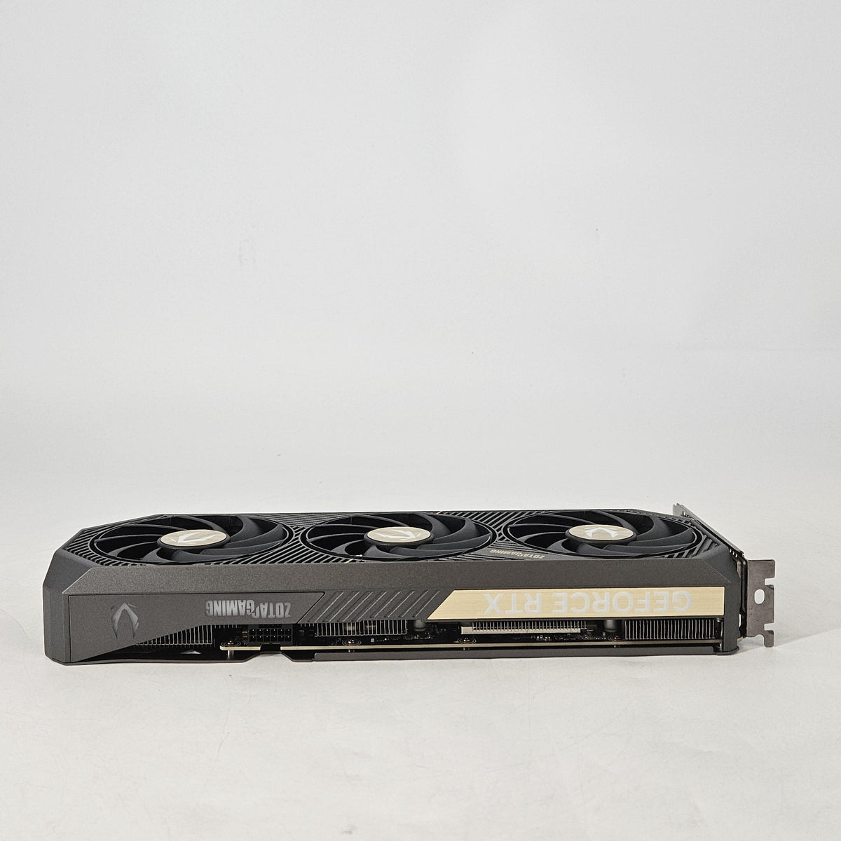 NVIDIA GeForce RTX 5070 Ti 16GB RAM