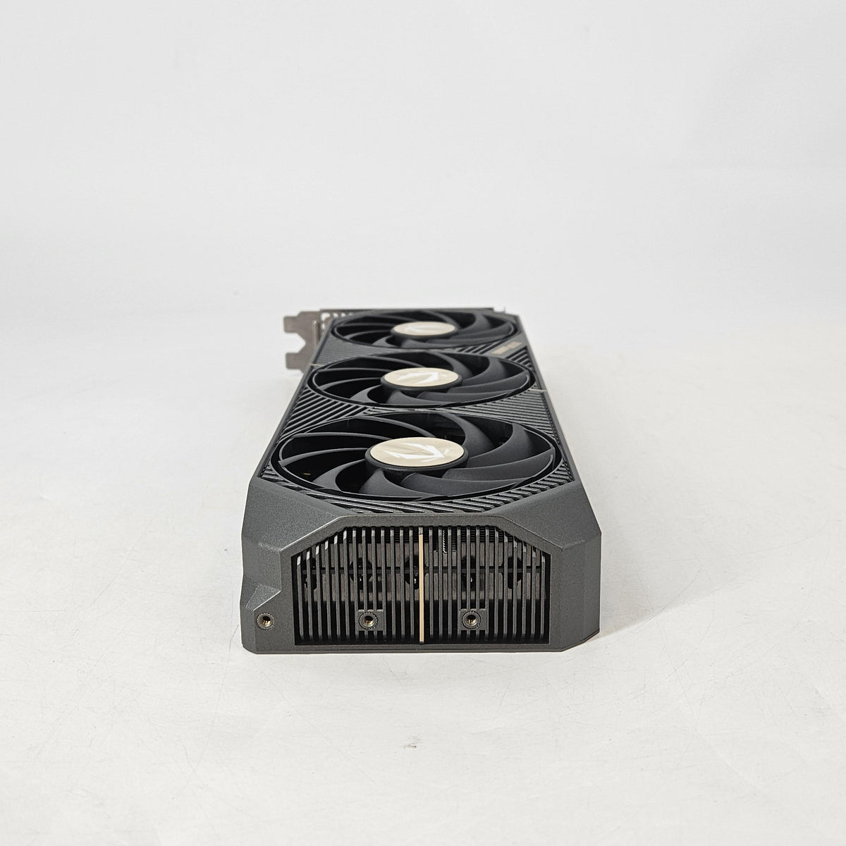NVIDIA GeForce RTX 5070 Ti 16GB RAM