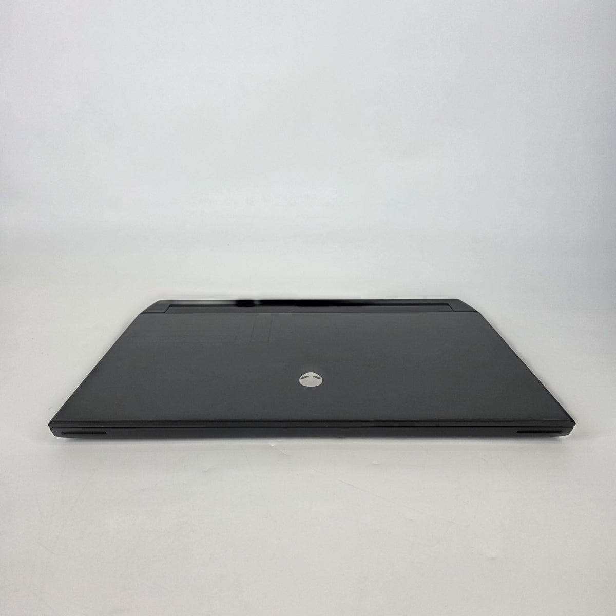 Dell Alienware m15 R4 Black 2.2 GHz Intel Core i7 10th Gen. 16GB RAM 1TB Solid State Drive 1TB Solid State Drive NVIDIA GeForce RTX 3070 8 GB
