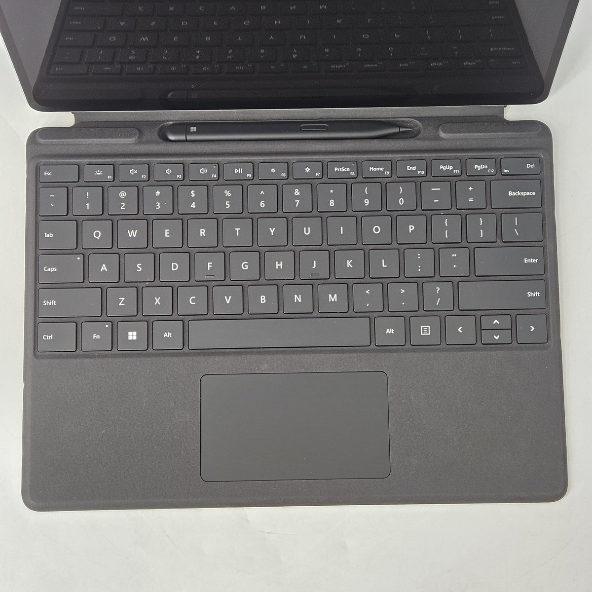 Microsoft Surface Pro 10 13 Silver Unlocked 2.1 GHz Intel Core Ultra 7 32GB RAM 512GB Solid State Drive