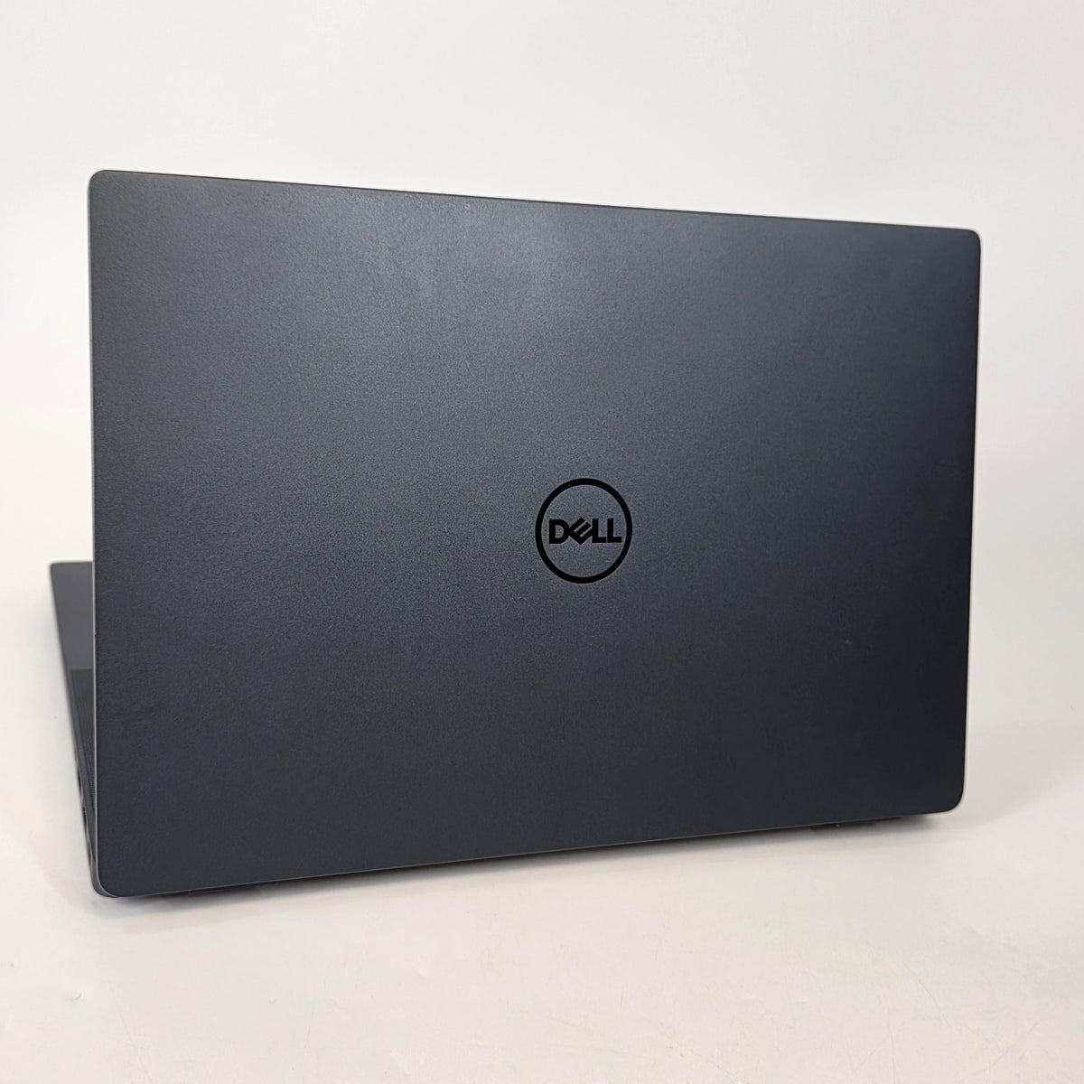 Dell Latitude 7440 14 Blue 1.7 GHz Intel Core i7 13th Gen. 16GB RAM 512GB Solid State Drive