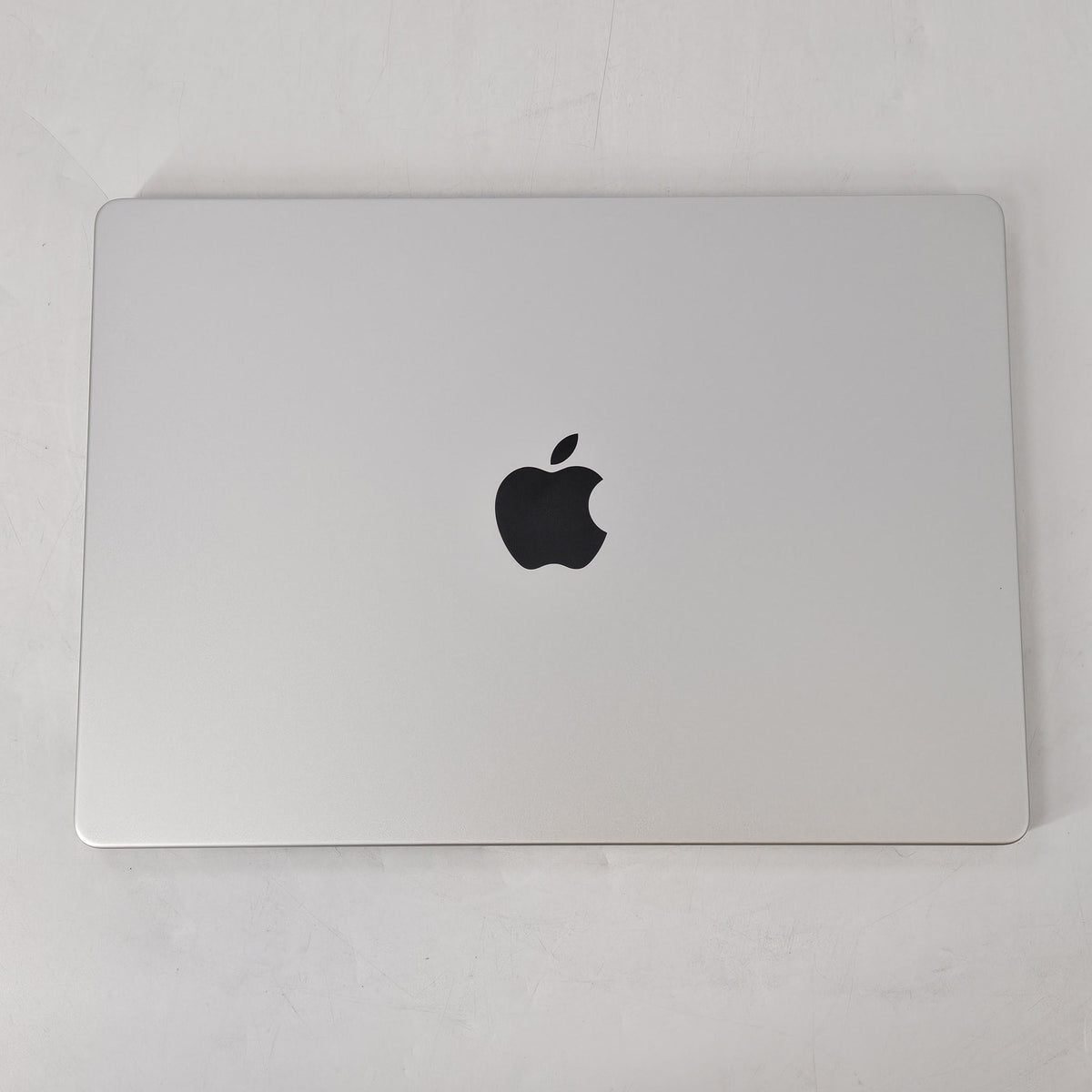 Apple MacBook Pro 14 2024 Silver M4 10-Core CPU 32GB Unified Memory 1TB Solid State Drive 10-Core GPU