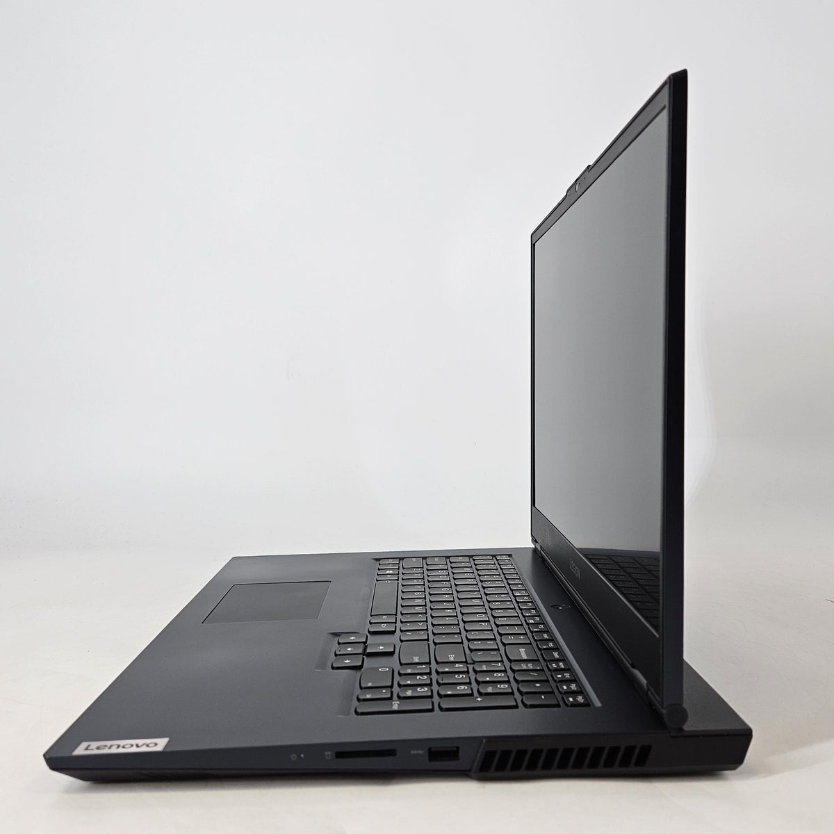 Lenovo Legion 5 17.3 Blue 3.2 GHz AMD Ryzen 7 5800H 16GB RAM 1TB Solid State Drive NVIDIA GeForce RTX 3060 6 GB