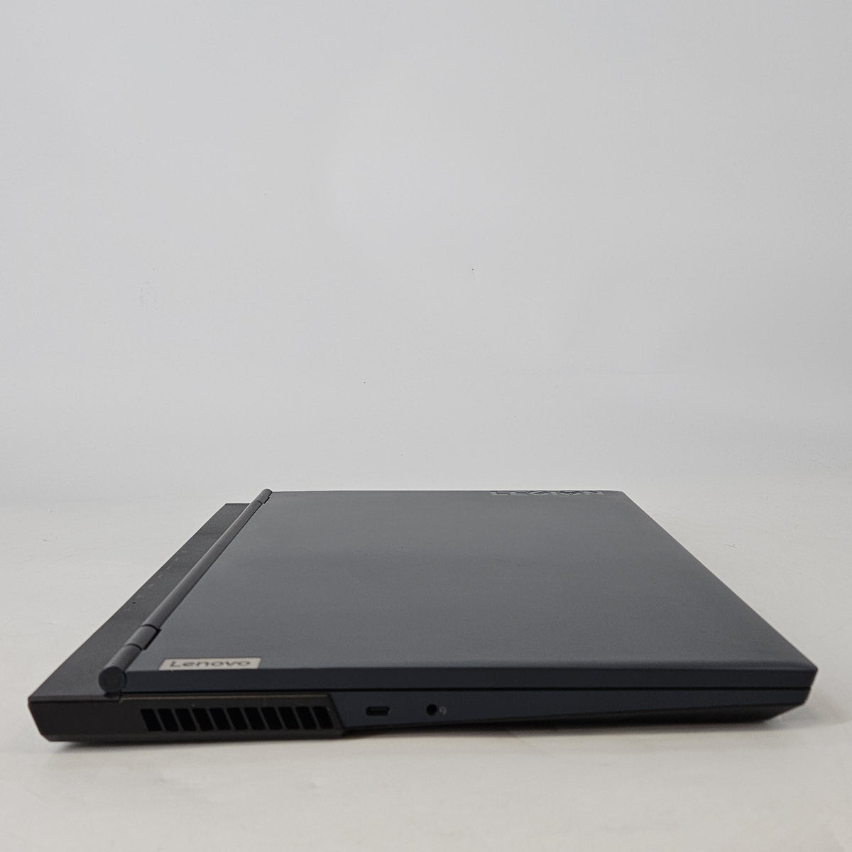 Lenovo Legion 5 17.3 Blue 3.2 GHz AMD Ryzen 7 5800H 16GB RAM 1TB Solid State Drive NVIDIA GeForce RTX 3060 6 GB
