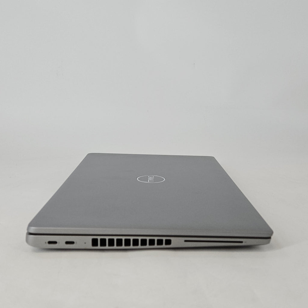 Dell Latitude 5540 15.6 Silver 1.7 GHz Intel Core i7 13th Gen. 16GB RAM 512GB Solid State Drive