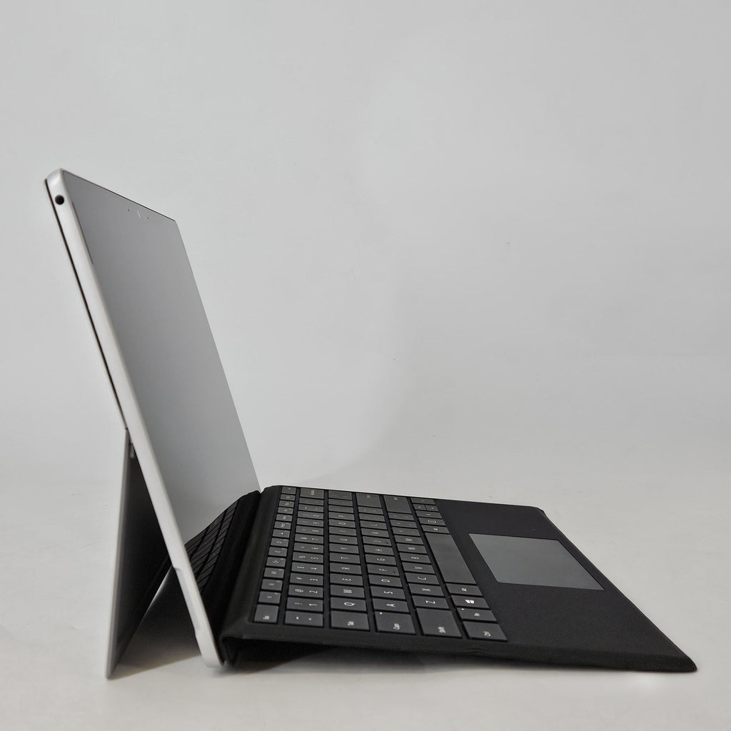 Surface Pro 7 Plus 12.3 Silver Unlocked 2.4 GHz Intel Core i5 11th Gen. 16GB RAM 256GB Solid State Drive