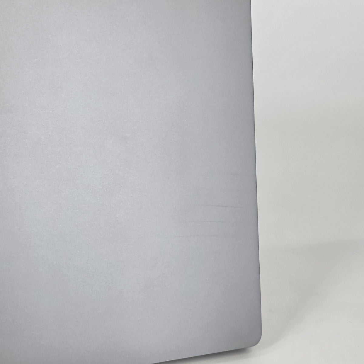 Samsung Galaxy Book5 Pro 16 Gray 2.2 GHz Intel Core Ultra 7 Series 2 16GB RAM 1TB Solid State Drive