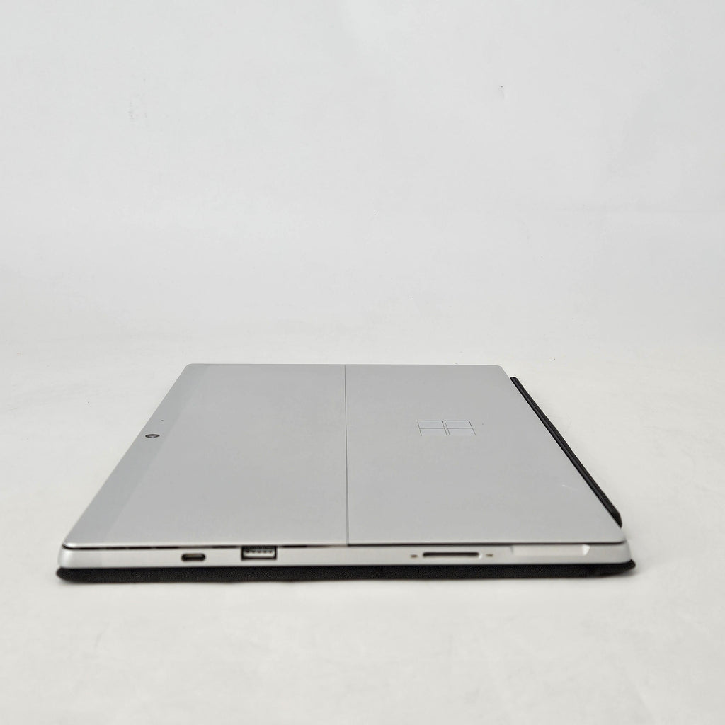 Surface Pro 7 Plus 12.3 Silver Unlocked 2.4 GHz Intel Core i5 11th Gen. 16GB RAM 256GB Solid State Drive