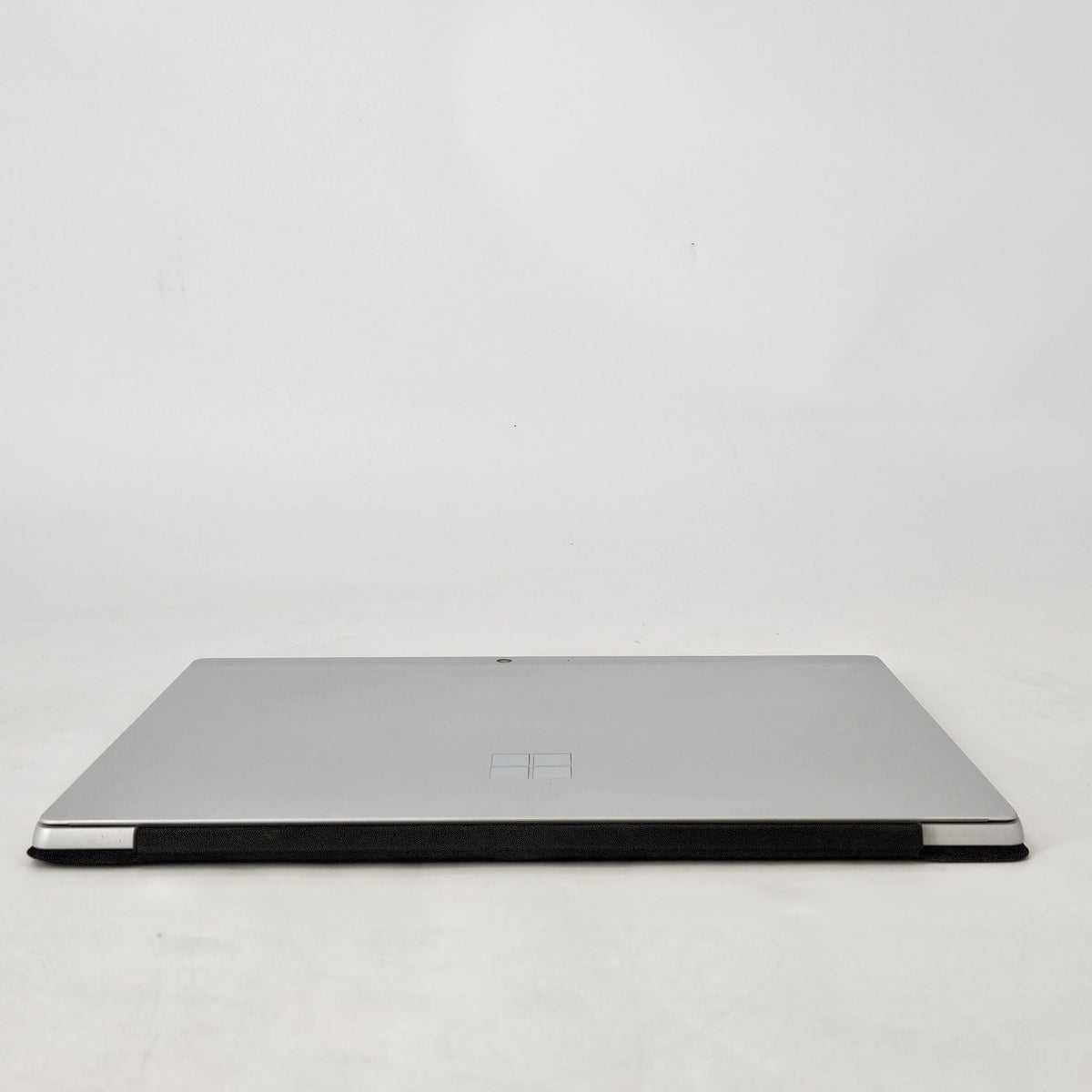 Surface Pro 7 Plus 12.3 Silver Unlocked 2.4 GHz Intel Core i5 11th Gen. 16GB RAM 256GB Solid State Drive