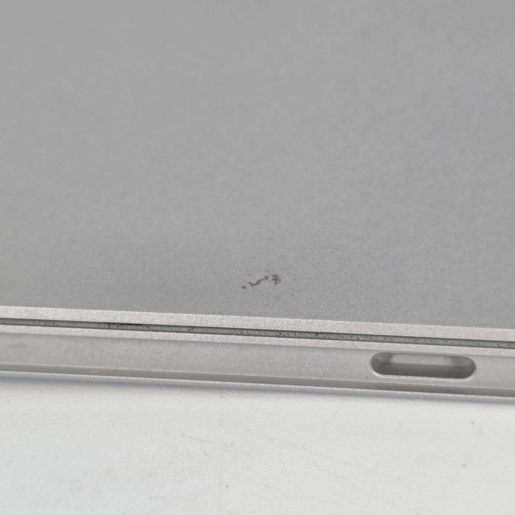 Microsoft Surface Go 2 10.5 WiFi 1.7 GHz Intel Pentium Gold 4425Y 8GB RAM 128GB Solid State Drive