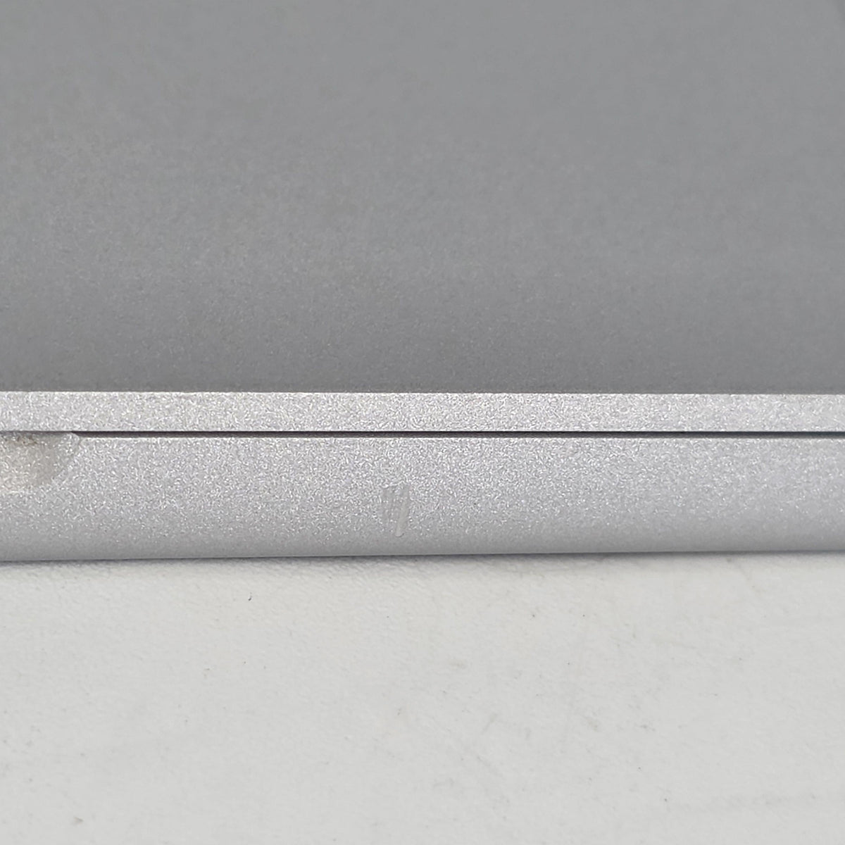 Microsoft Surface Go 2 10.5 WiFi 1.1 GHz Intel Core m3 8100Y 4GB RAM 64GB Solid State Drive