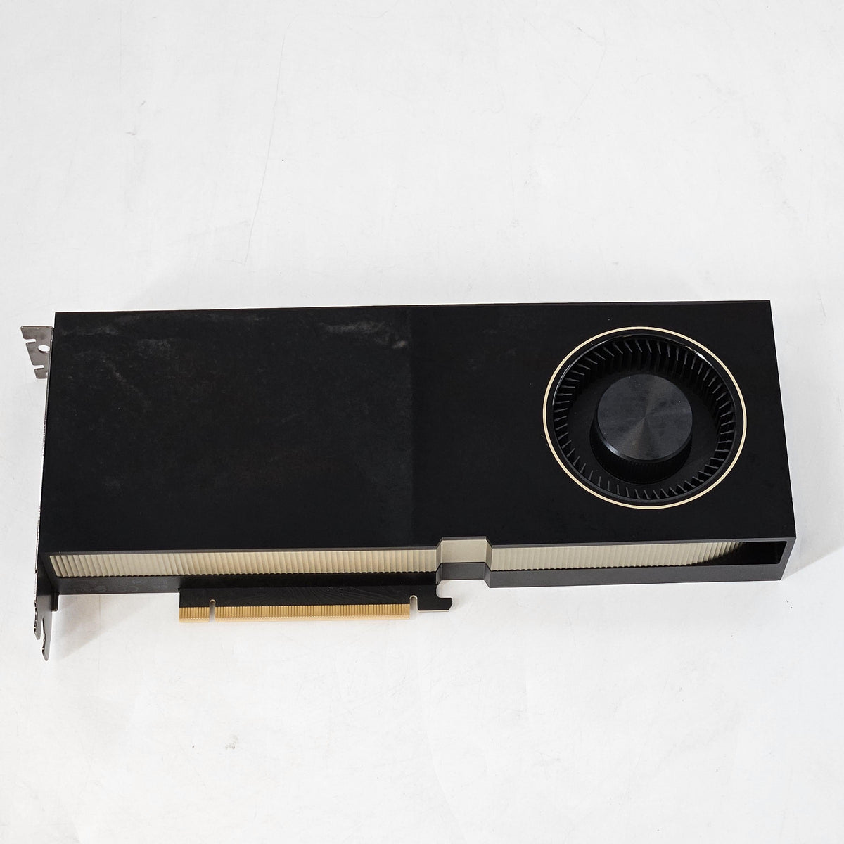 NVIDIA Quadro RTX 6000 Ada 48GB RAM