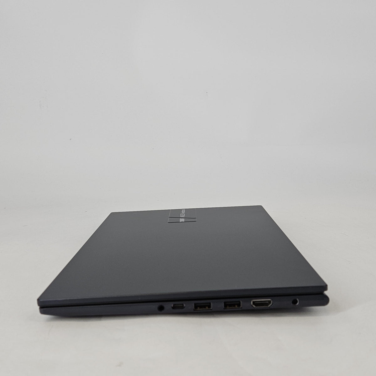 Asus Vivobook 14 Blue 1.3 GHz Intel Core i5 13th Gen. 12GB RAM 256GB Solid State Drive