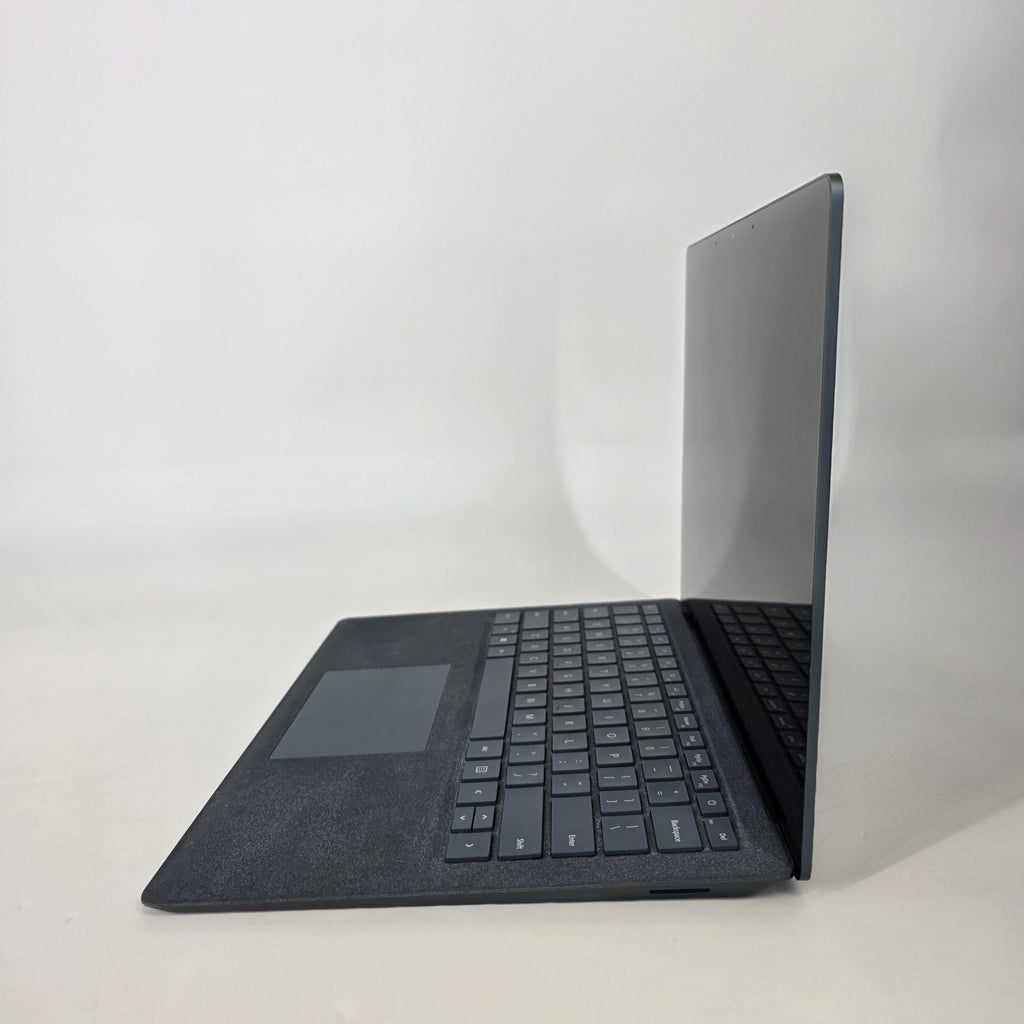 Microsoft Surface Laptop 1 13.5 Blue 2.5 GHz Intel Core i7 7th Gen. 8GB RAM 256GB Solid State Drive