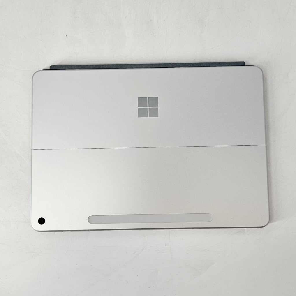 Surface Pro 12 Silver WiFi 3.3 GHz Qualcomm Snapdragon X Plus 16GB RAM 256GB UniversalFlashStorage