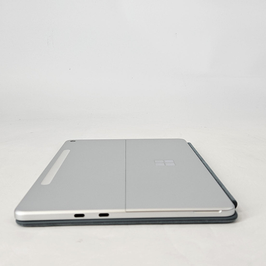 Surface Pro 12 Silver WiFi 3.3 GHz Qualcomm Snapdragon X Plus 16GB RAM 256GB UniversalFlashStorage